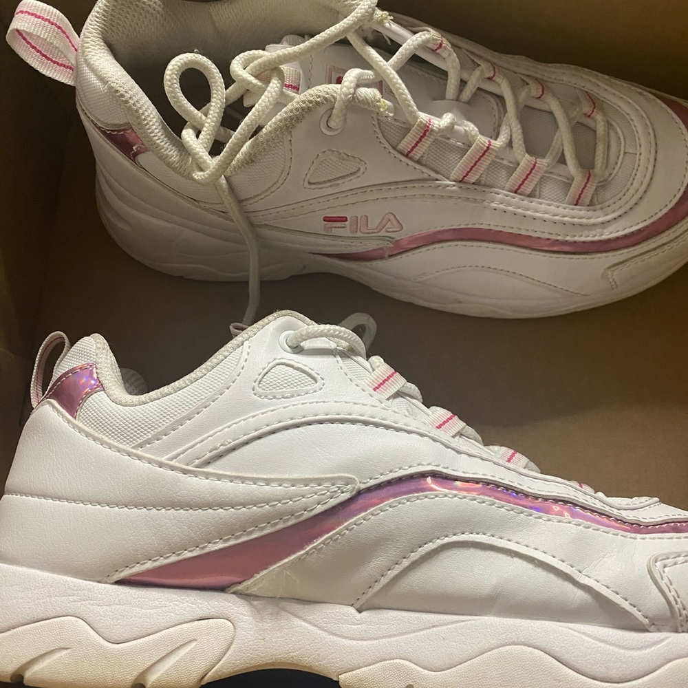 FIla sneakers.